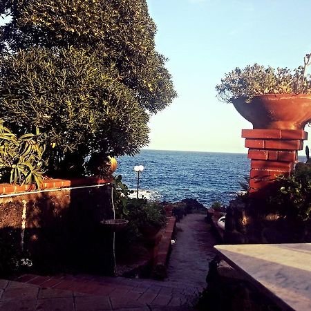 Bed and Breakfast Casa Sul Mare Катания Экстерьер фото